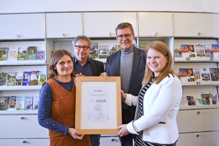 Tourist Info Saarbrücker Schloss durch „Reisen für Alle“ zertifiziert